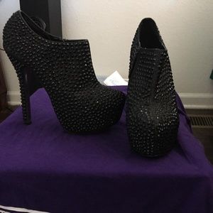 Barely used heels